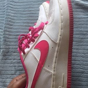 PINK AIR FORCE 1s
